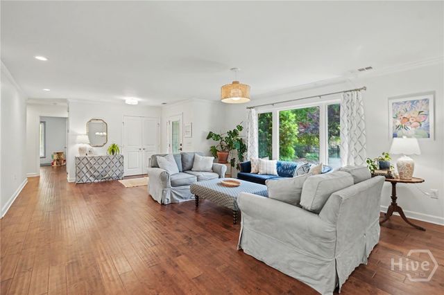 2 Brooks Lane, Savannah, GA 31411