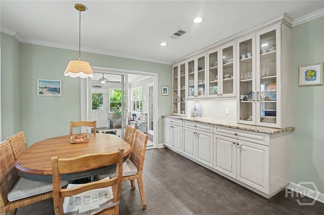 2 Brooks Lane, Savannah, GA 31411