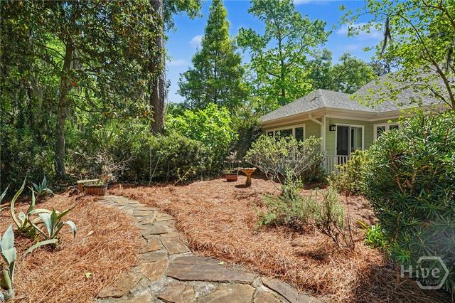 2 Brooks Lane, Savannah, GA 31411