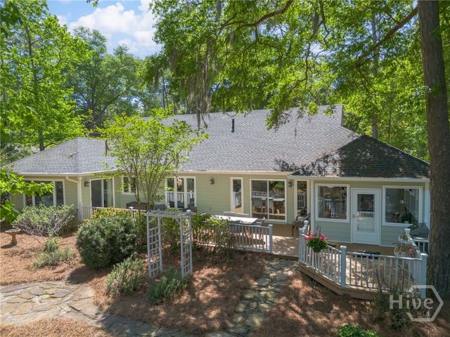 2 Brooks Lane, Savannah, GA 31411