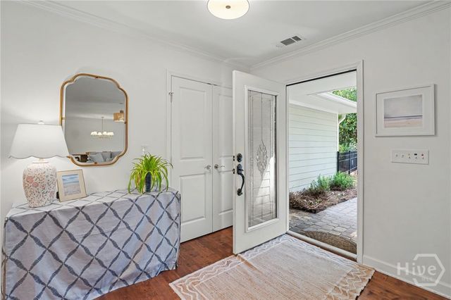 2 Brooks Lane, Savannah, GA 31411