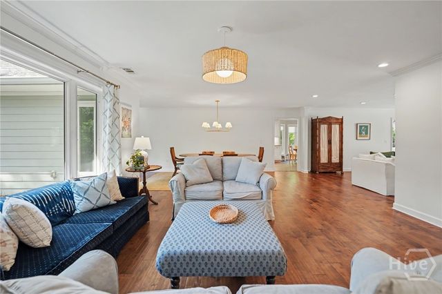 2 Brooks Lane, Savannah, GA 31411