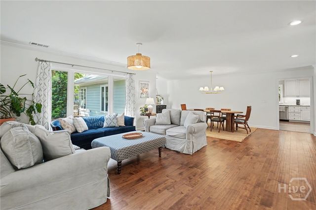 2 Brooks Lane, Savannah, GA 31411