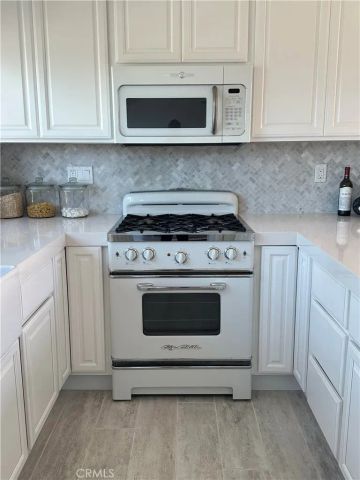 577 Ramona A, Laguna Beach, CA 92651