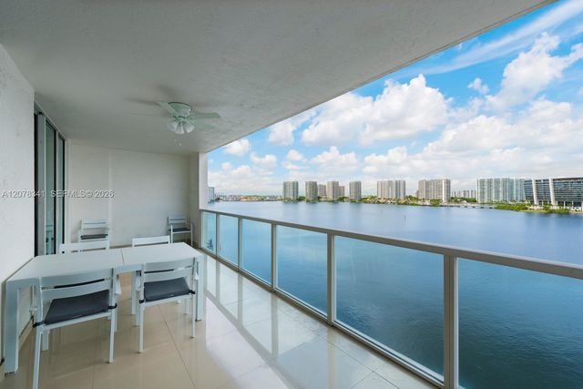 18100 N Bay Road 1009, Sunny Isles Beach, FL 33160