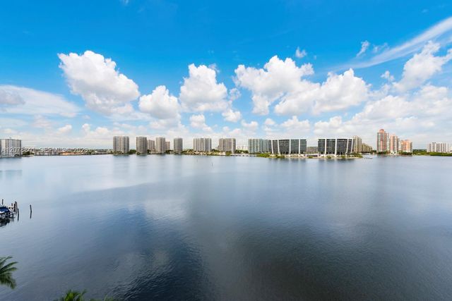 18100 N Bay Road 1009, Sunny Isles Beach, FL 33160