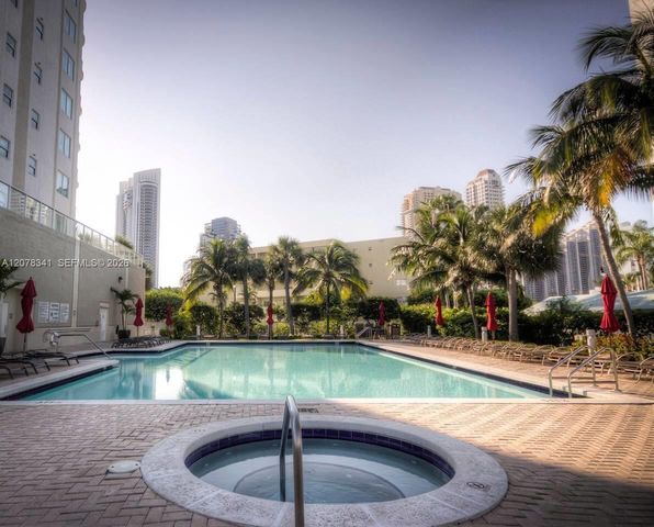 18100 N Bay Road 1009, Sunny Isles Beach, FL 33160