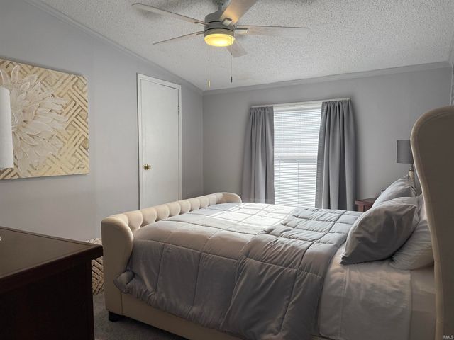 115 Elm Street, Heltonville, IN 47436