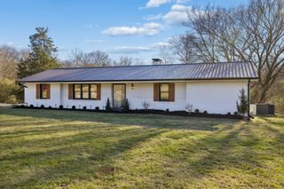 406 Bear Creek Pike, Columbia, TN 38401