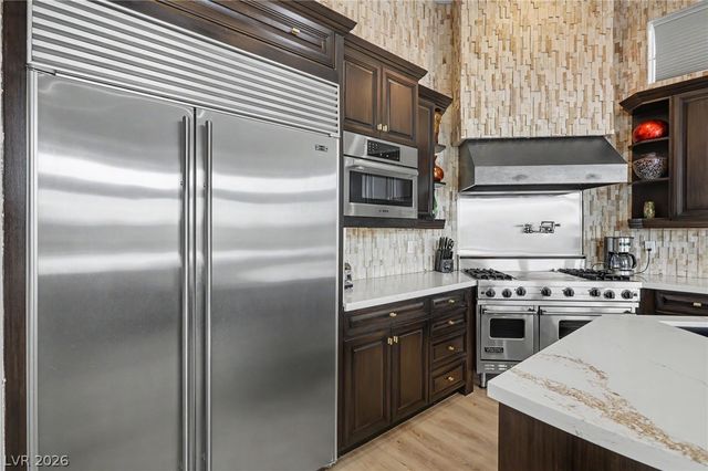 1358 Opal Valley Street, Henderson, NV 89052