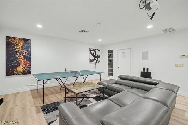 1358 Opal Valley Street, Henderson, NV 89052