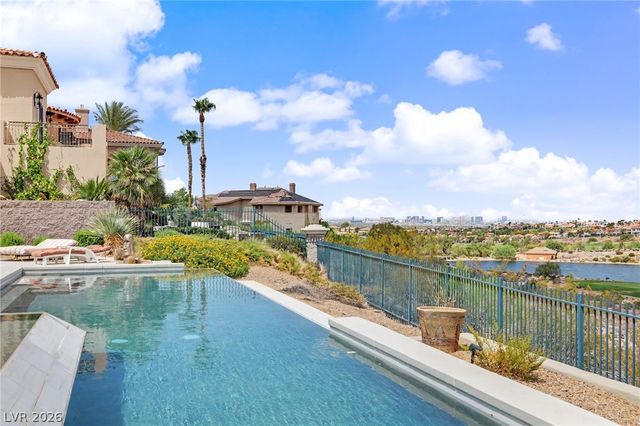 1358 Opal Valley Street, Henderson, NV 89052