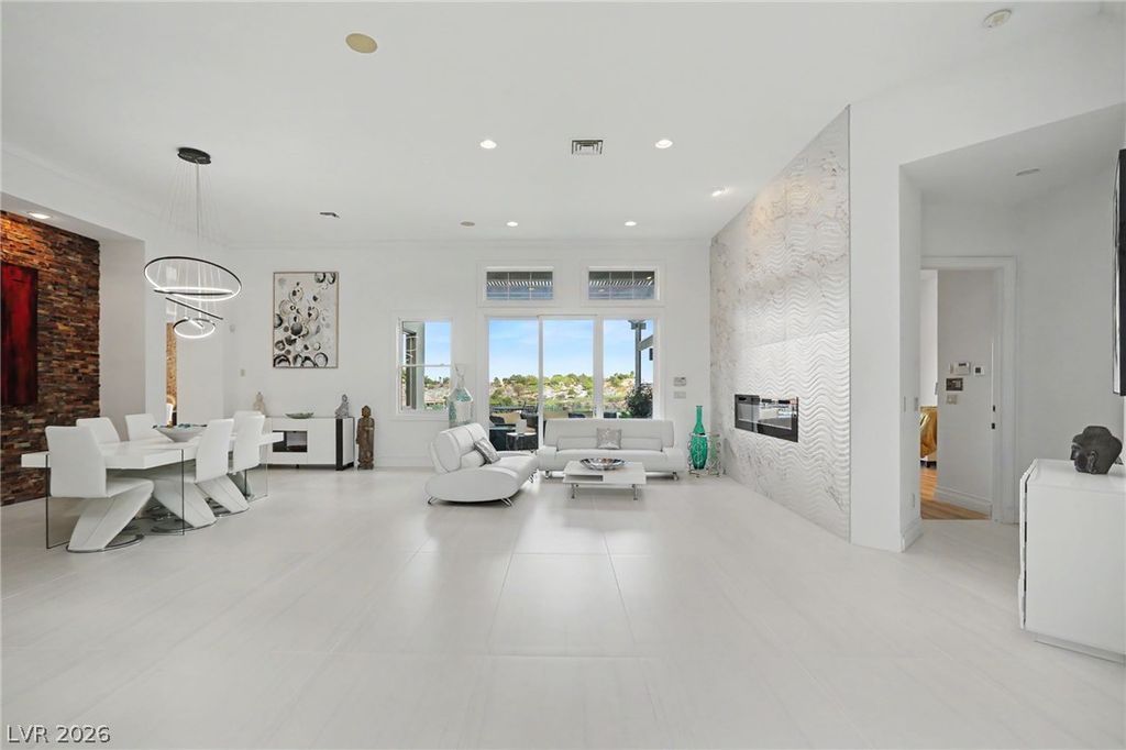 1358 Opal Valley Street, Henderson, NV 89052