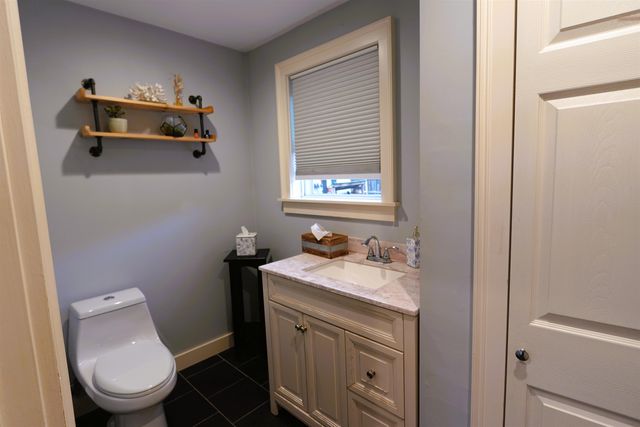 33 Queens Road, Keene, NH 03431