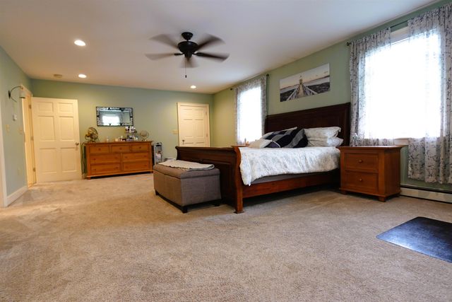 33 Queens Road, Keene, NH 03431