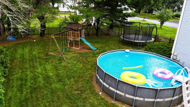33 Queens Road, Keene, NH 03431