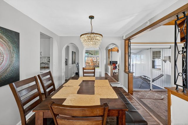 12 Fairview Heights, Cromwell, CT 06416