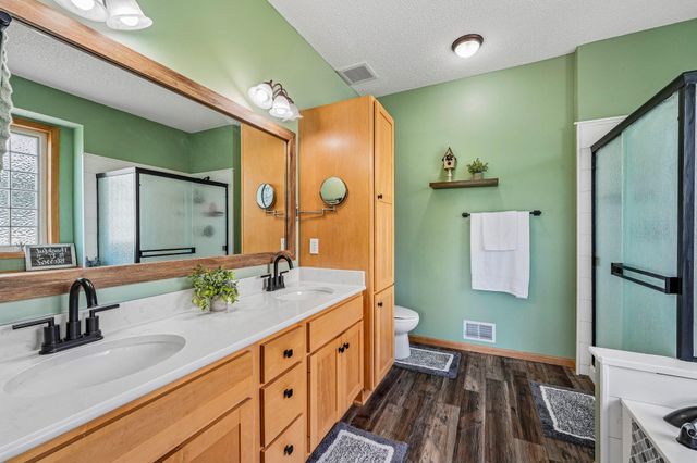 19332 Embers Avenue, Farmington, MN 55024