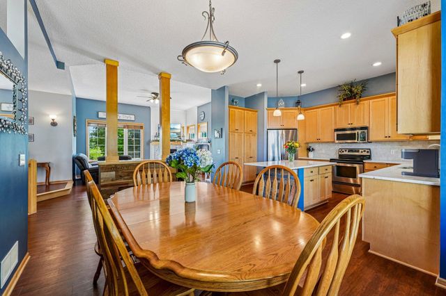 19332 Embers Avenue, Farmington, MN 55024