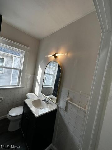 10601 Almira Avenue 2, Cleveland, OH 44111