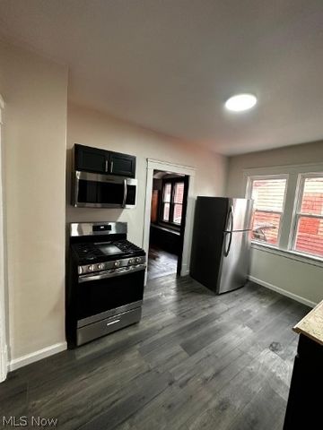 10601 Almira Avenue 2, Cleveland, OH 44111