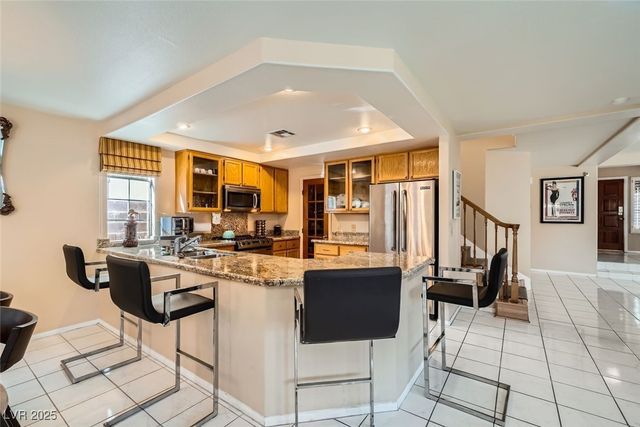 8225 Bermuda Beach Drive, Las Vegas, NV 89128