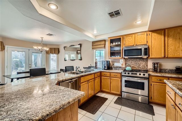 8225 Bermuda Beach Drive, Las Vegas, NV 89128