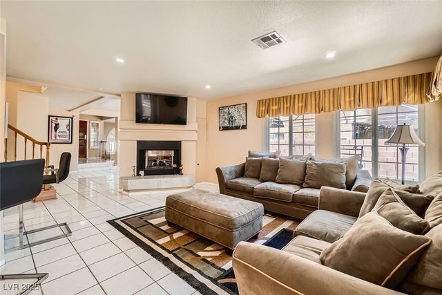 8225 Bermuda Beach Drive, Las Vegas, NV 89128