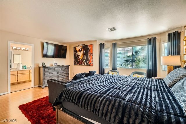 8225 Bermuda Beach Drive, Las Vegas, NV 89128