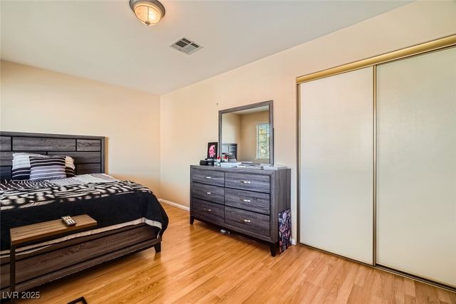 8225 Bermuda Beach Drive, Las Vegas, NV 89128