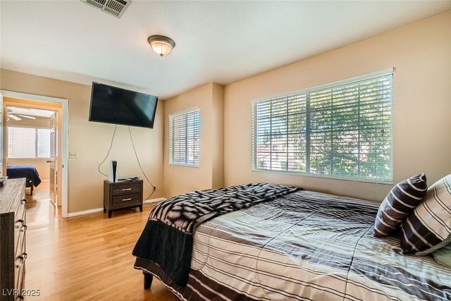 8225 Bermuda Beach Drive, Las Vegas, NV 89128