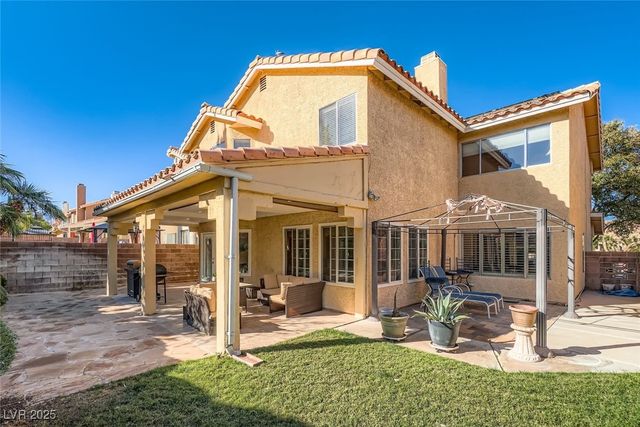 8225 Bermuda Beach Drive, Las Vegas, NV 89128