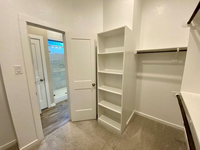 7043 Coneflower Creek Court, Katy, TX 77493