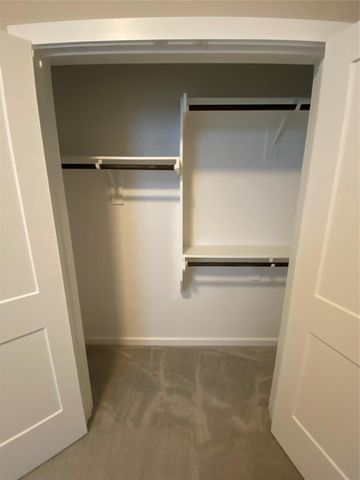 7043 Coneflower Creek Court, Katy, TX 77493