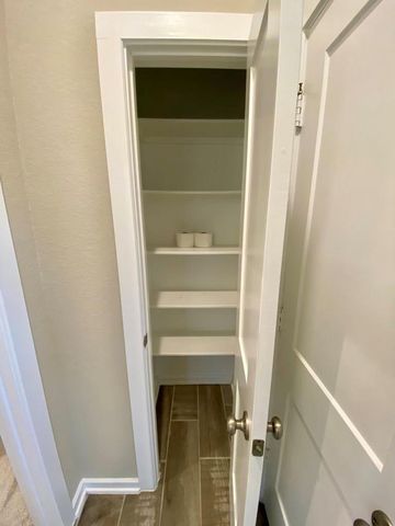 7043 Coneflower Creek Court, Katy, TX 77493