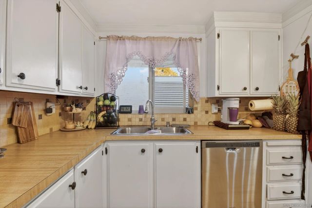 3340 Del Sol Blvd SPC 136, San Diego, CA 92154