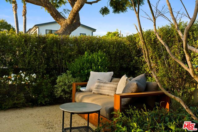 1126 Grant Avenue, Venice (los Angeles), CA 90291