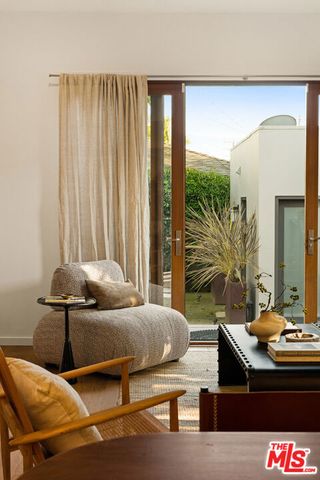 1126 Grant Avenue, Venice (los Angeles), CA 90291