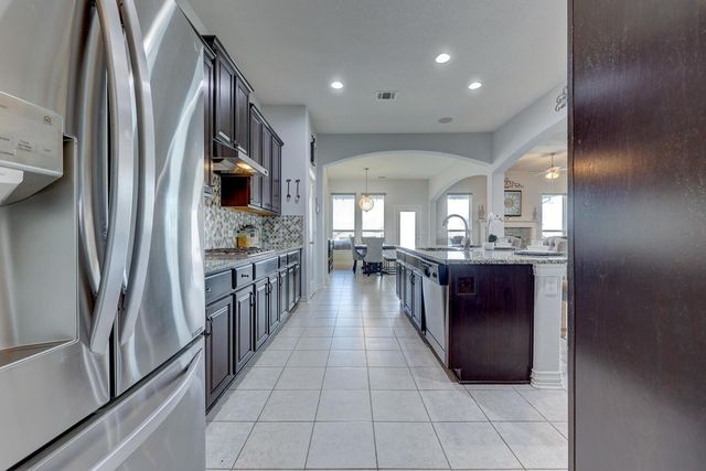 422 BeTony LOOP, Buda, TX 78610