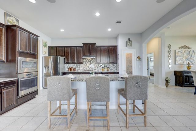 422 BeTony LOOP, Buda, TX 78610