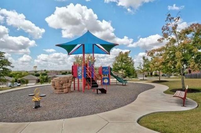 422 BeTony LOOP, Buda, TX 78610