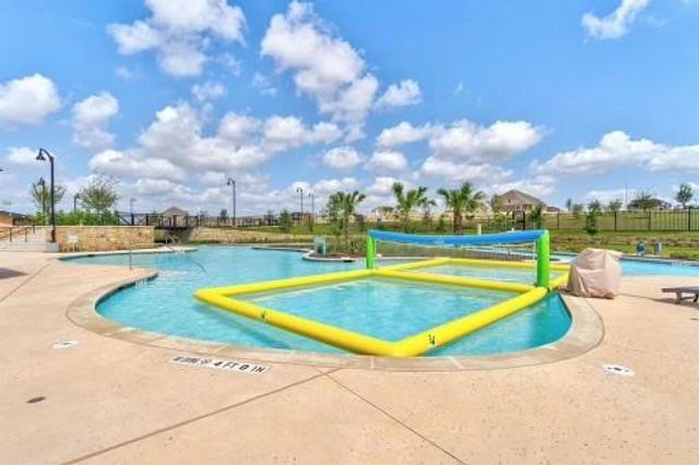 422 BeTony LOOP, Buda, TX 78610
