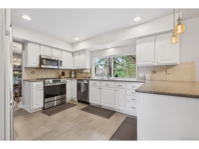 7156 S Kendall Blvd, Littleton, CO 80128