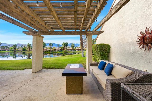 444 Sunningdale Drive, Rancho Mirage, CA 92270