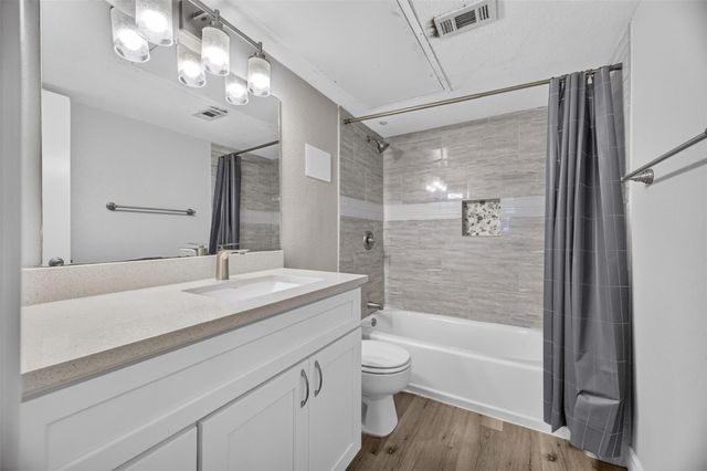 3115 Helms ST 314, Austin, TX 78705