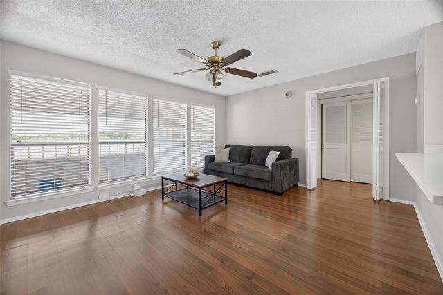 3115 Helms ST 314, Austin, TX 78705