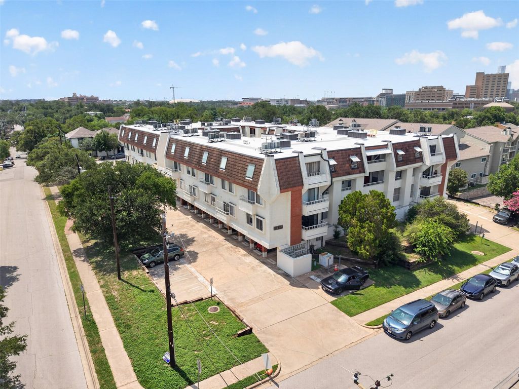 3115 Helms ST 314, Austin, TX 78705