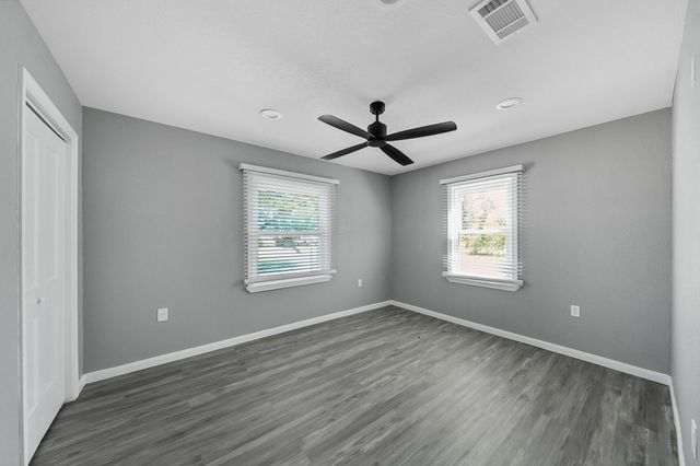 7323 Farnsworth Street, Houston, TX 77022