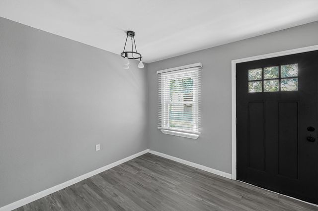 7323 Farnsworth Street, Houston, TX 77022