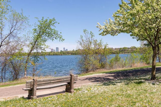 3131 Excelsior Boulevard 212, Minneapolis, MN 55416